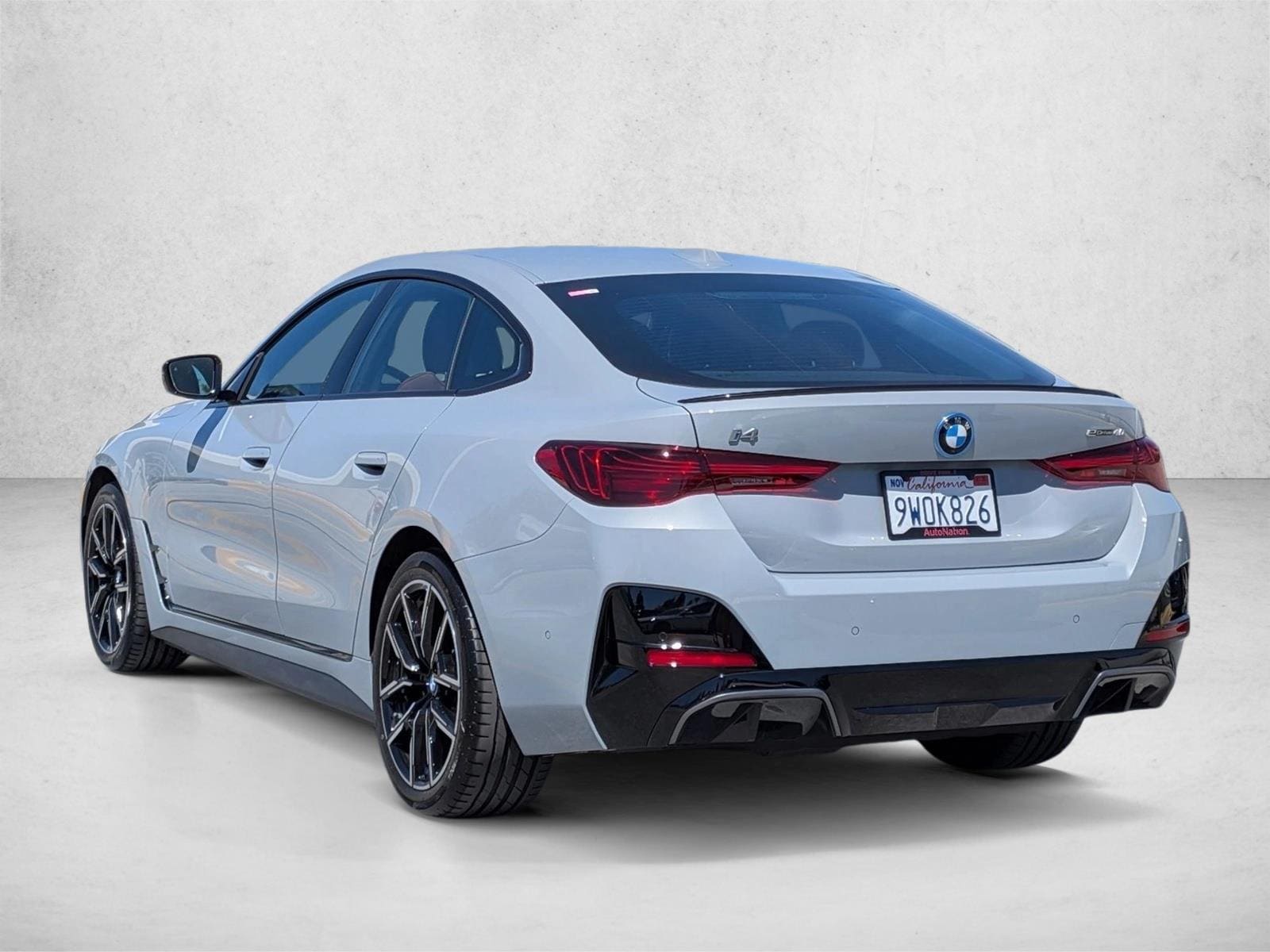 2025 BMW i4 eDrive40 photo 3