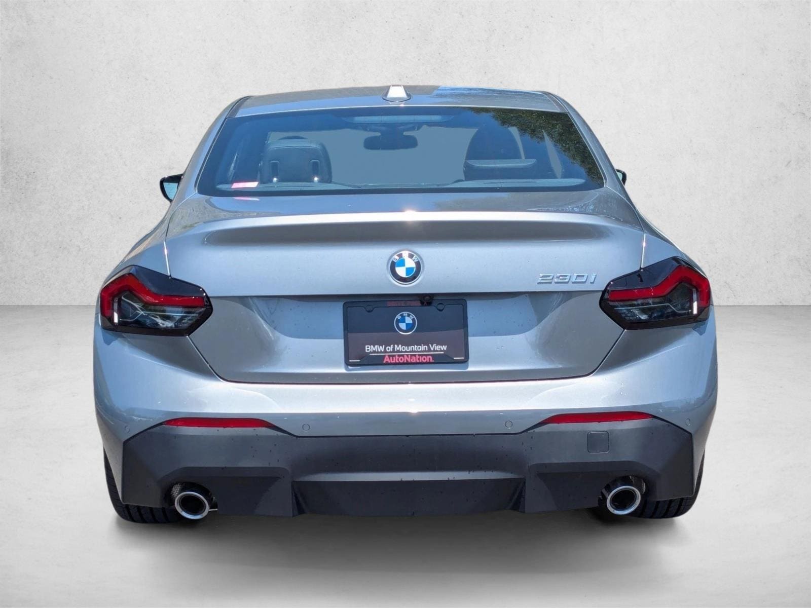 2025 BMW 230i photo 6