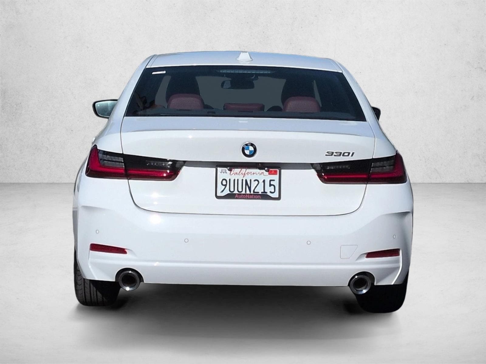 2025 BMW 330i photo 6