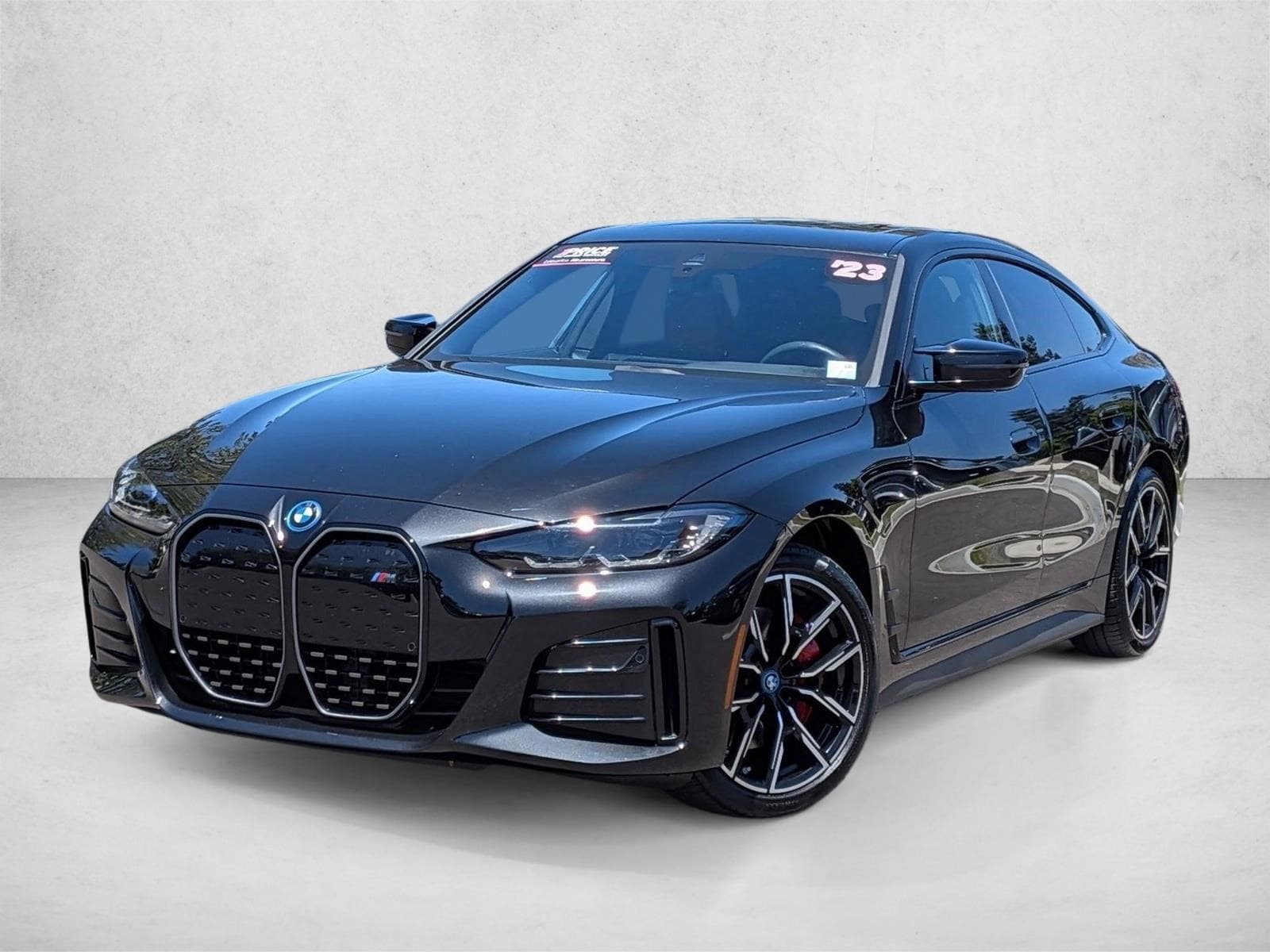 2023 BMW i4 M50's photo
