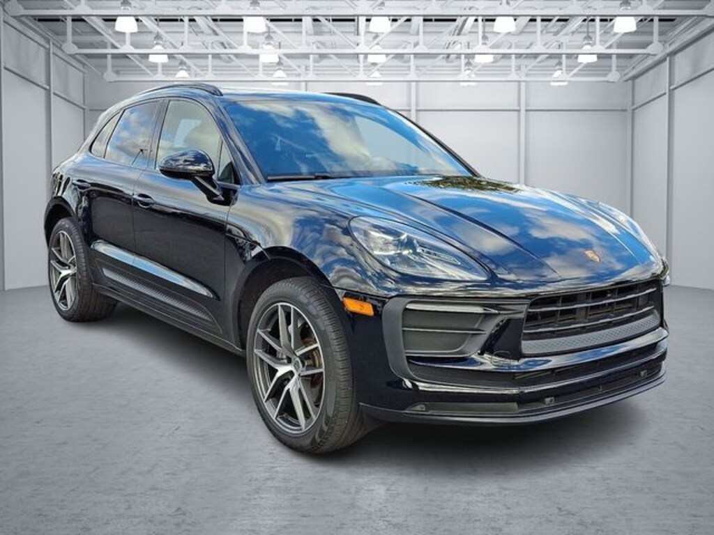 Used 2022 Porsche Macan SUV