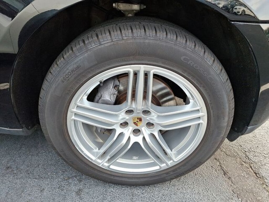 Used 2017 Porsche Macan Base SUV