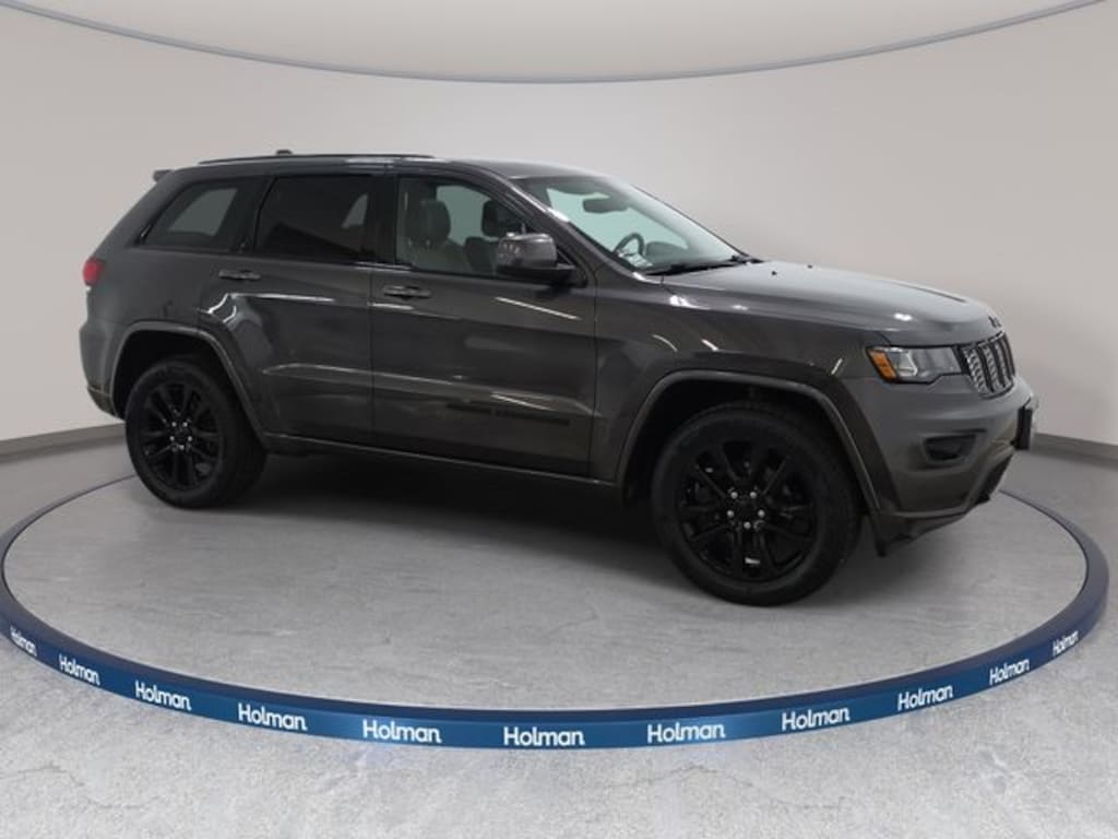 Used 2018 Jeep Grand Cherokee Laredo 4x4 SUV