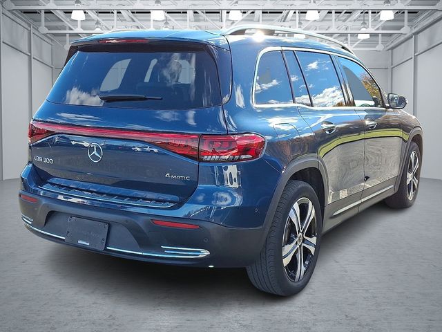 2023 Mercedes Benz EQB 300 4MATIC photo 4