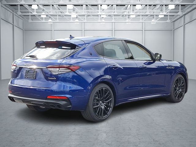 2022 Maserati Levante Modena photo 4