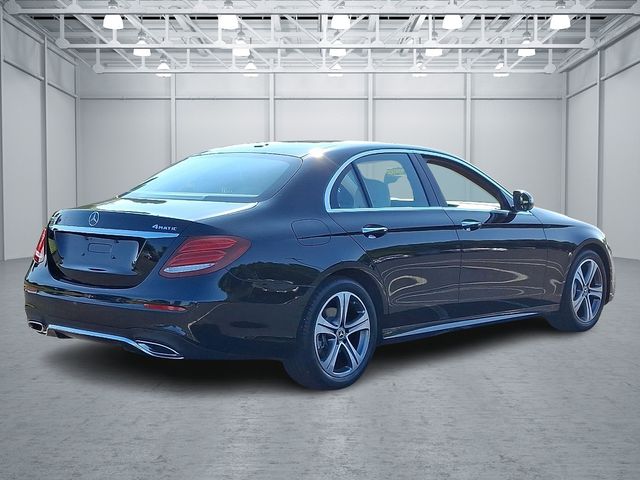 2020 Mercedes Benz E 350 4MATIC photo 4