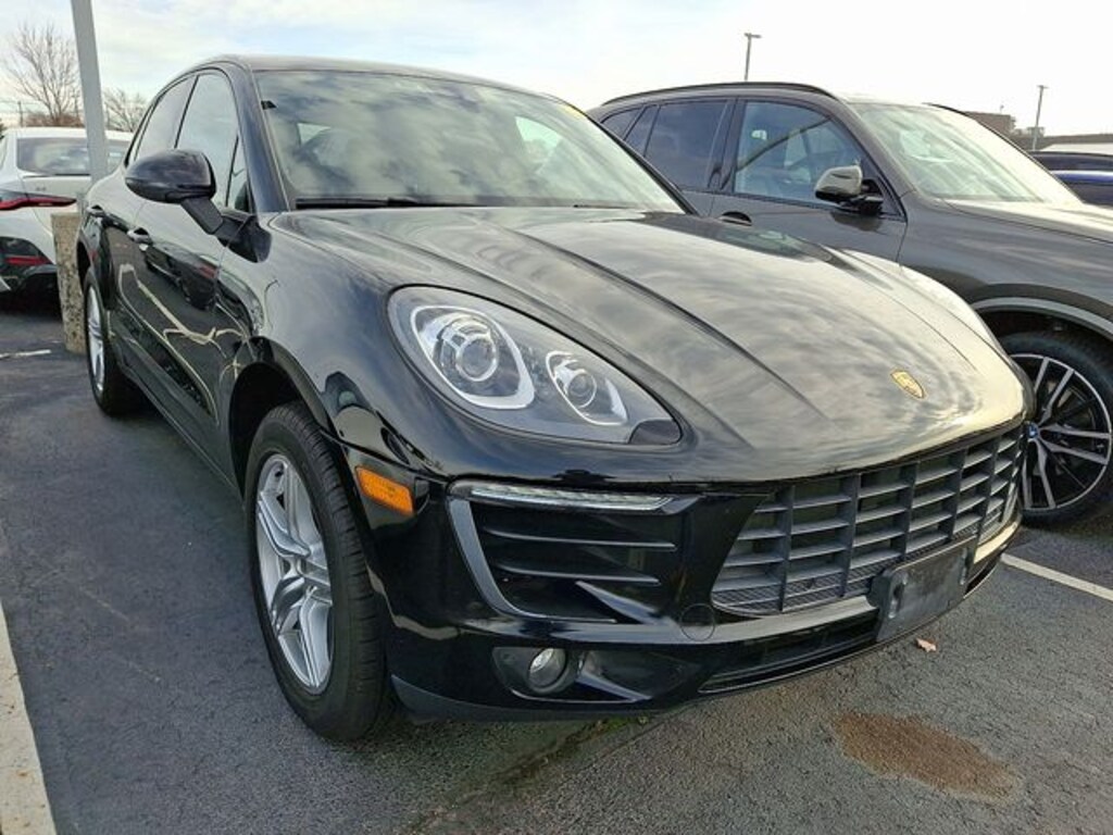 Used 2017 Porsche Macan Base SUV