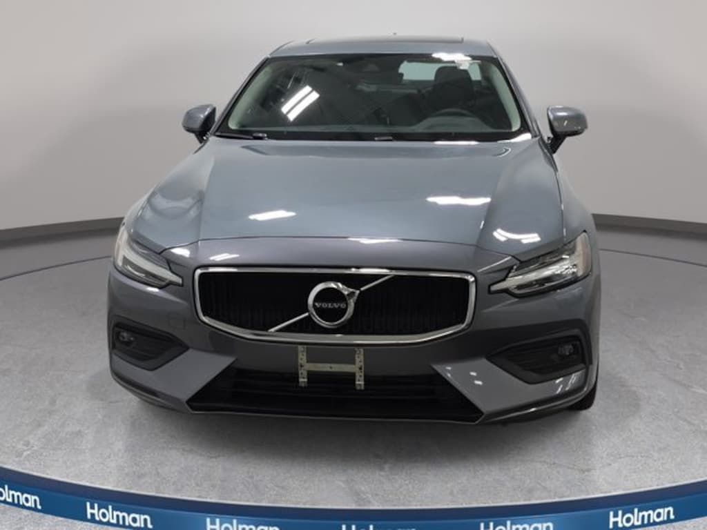 Used 2021 Volvo S60 T5 Momentum Sedan