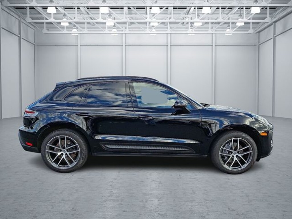 Used 2022 Porsche Macan SUV