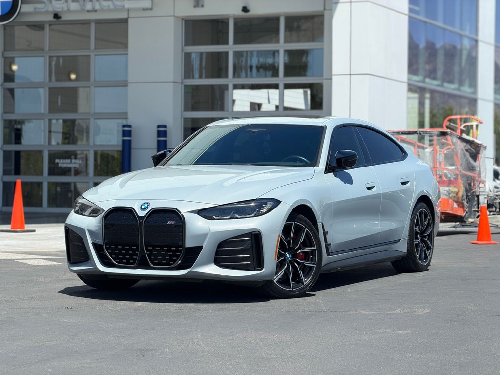 2024 BMW i4 M50's photo