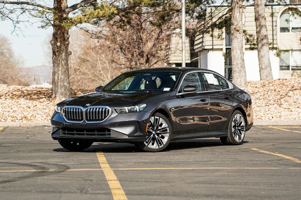 2025 BMW 5 Series 530i xDrive Sedan's photo