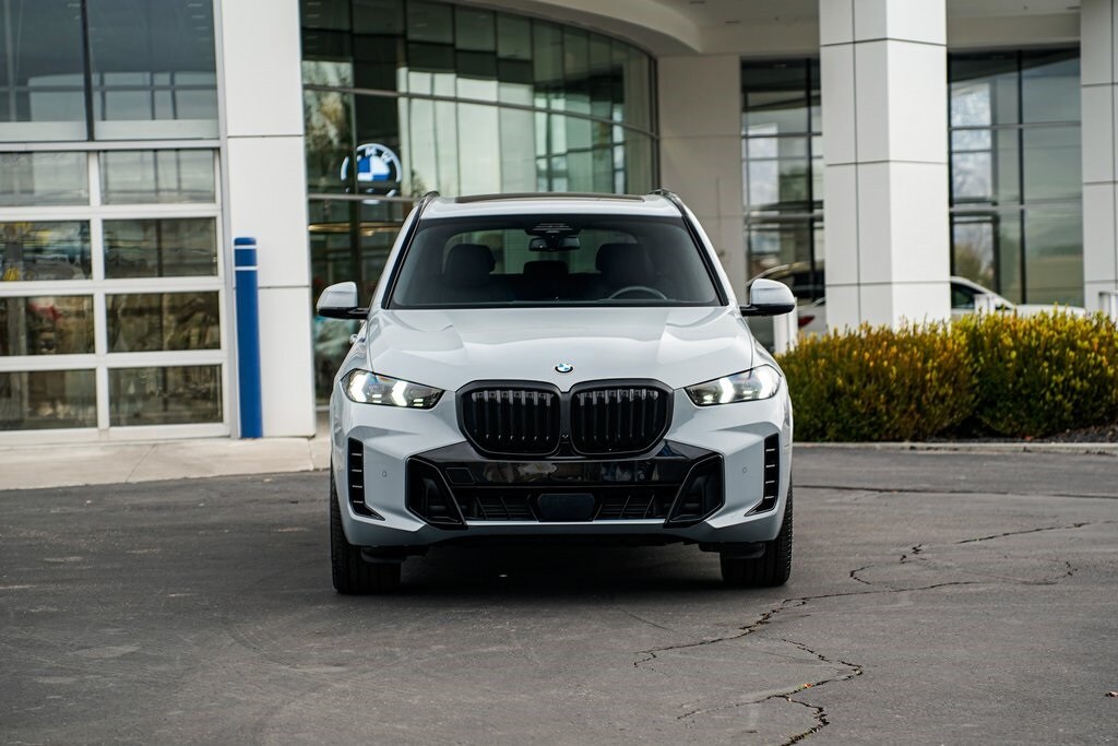 2024 Bmw X5 xDrive40i photo 2