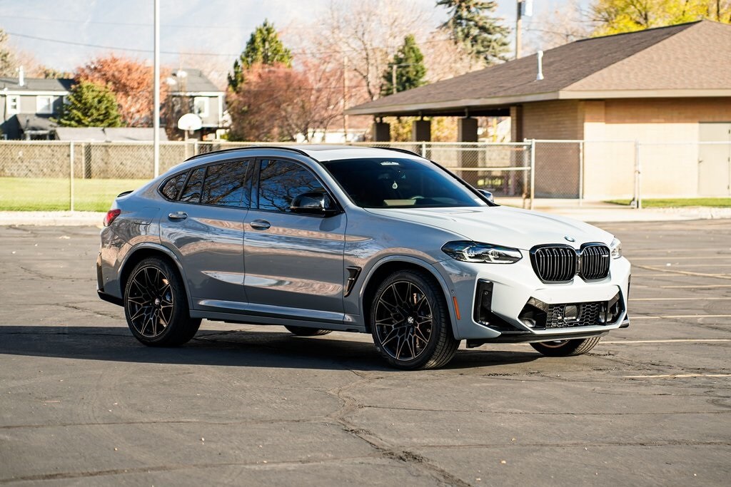 2025 Bmw X4 photo 2