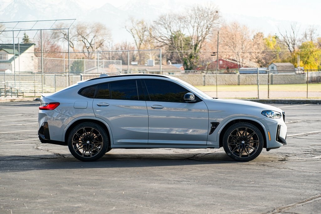 2025 Bmw X4 photo 3