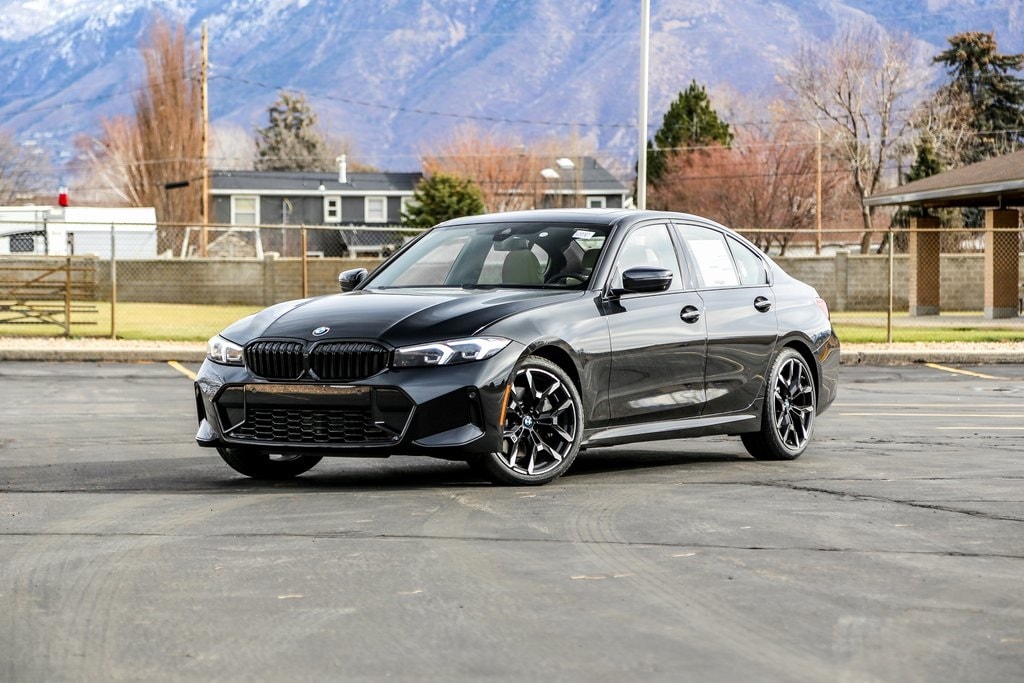 2026 BMW 3 Series 330i's photo