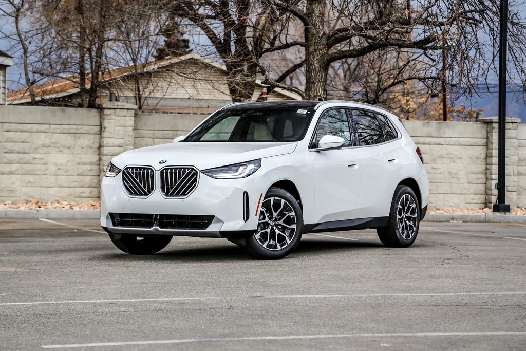 2026 BMW X3 30's photo