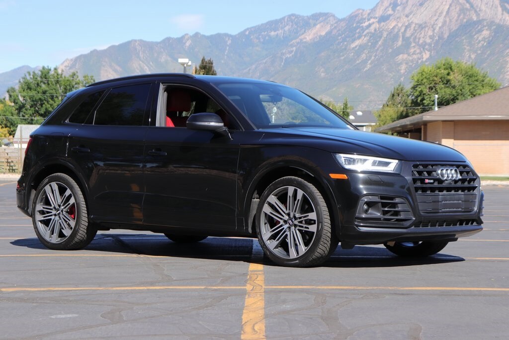 2020 Audi SQ5 Premium photo 3