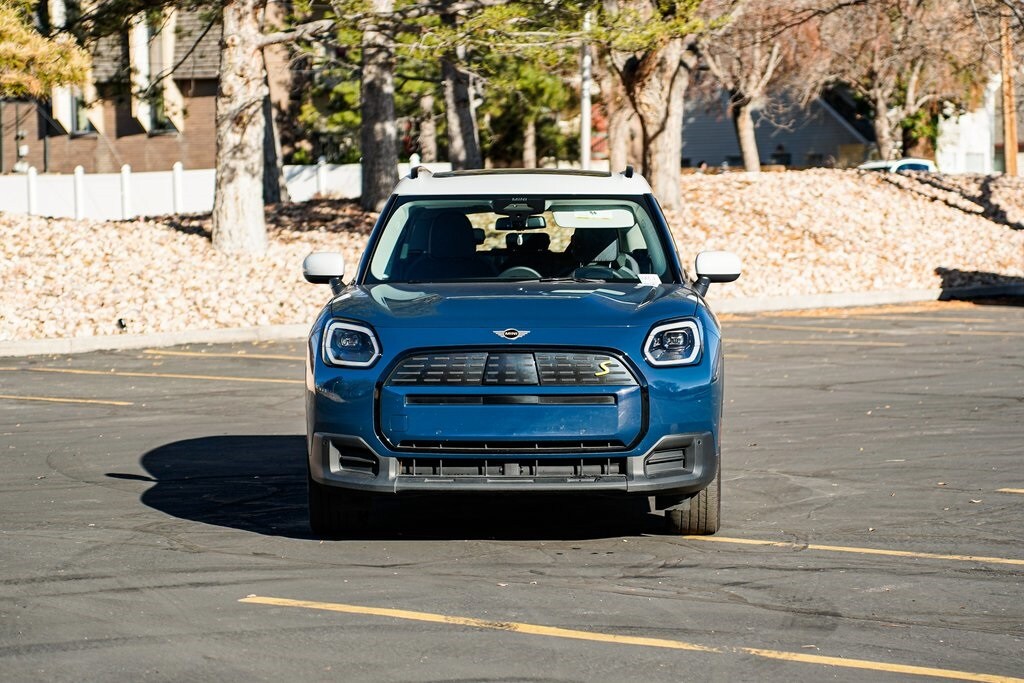 2025 Mini Countryman SE photo 2