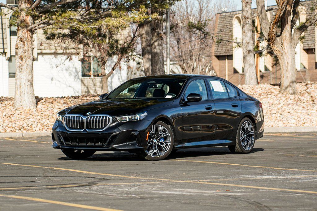2025 BMW 5 Series 530i xDrive Sedan's photo