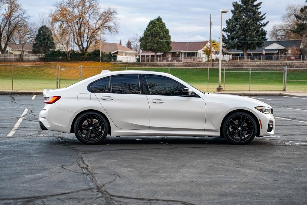 2022 Bmw 330i xDrive photo 3