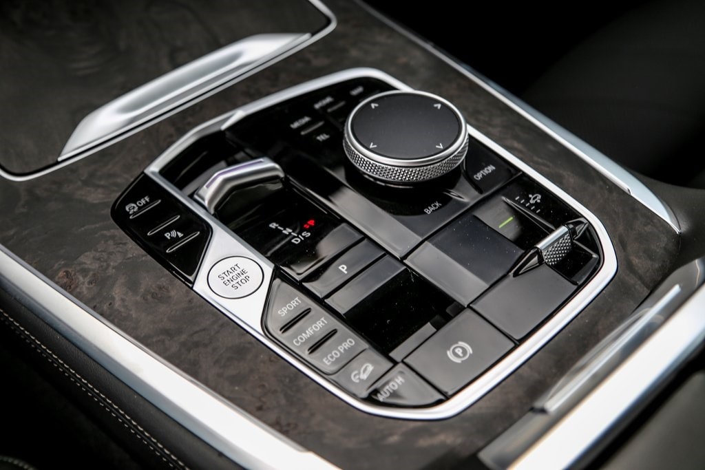 2026 BMW X7 40i - Photo 15
