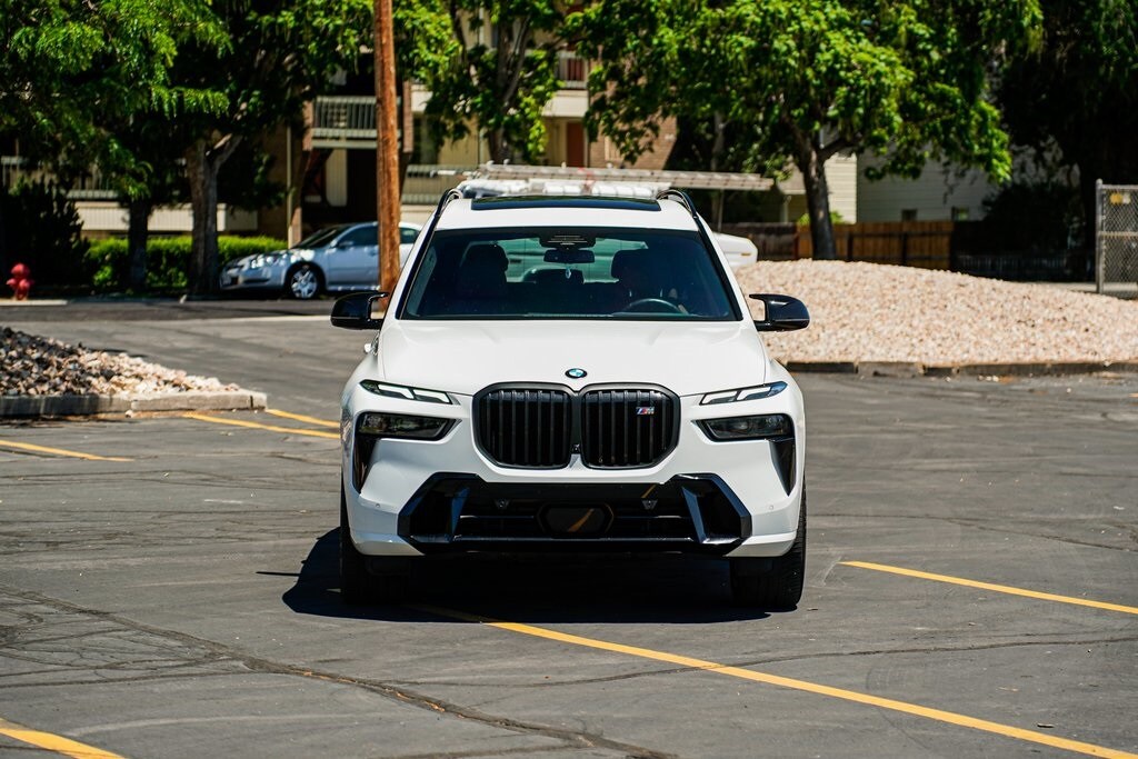 2023 Bmw X7 M60i photo 2