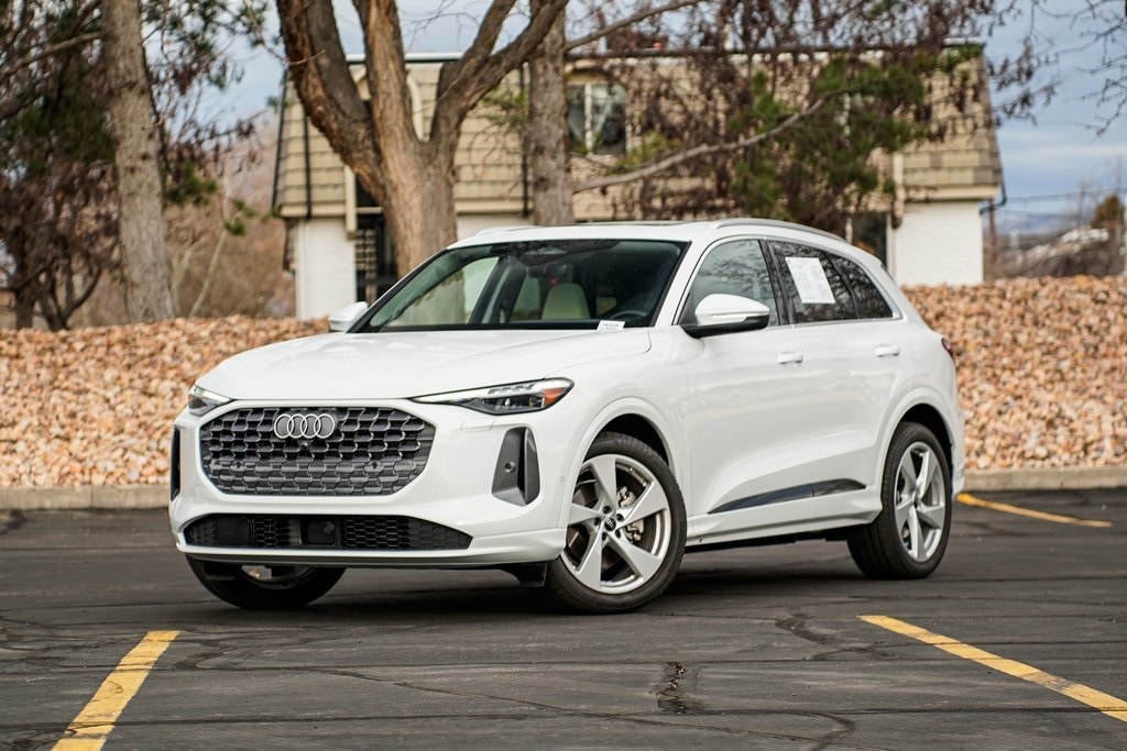 2025 Audi New Q5 Prestige's photo