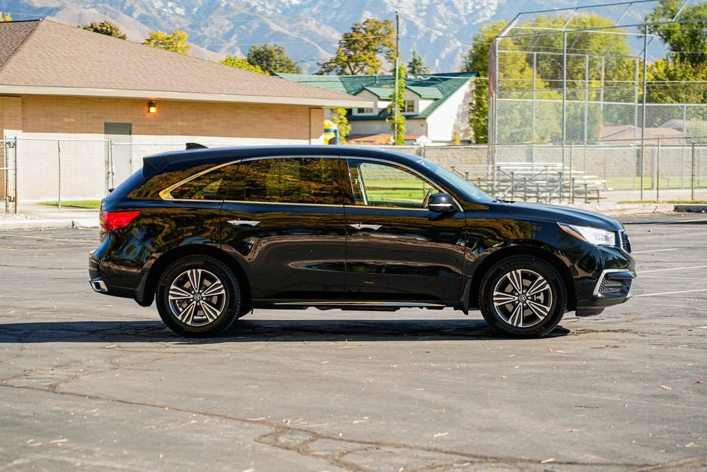 2018 Acura MDX SH-AWD photo 3