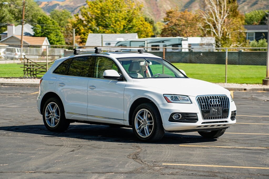 2017 Audi Q5 2.0T Premium Plus photo 3