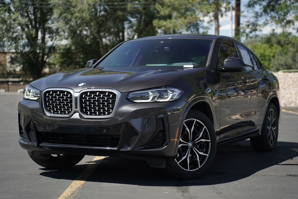 2024 BMW X4 xDrive30i's photo