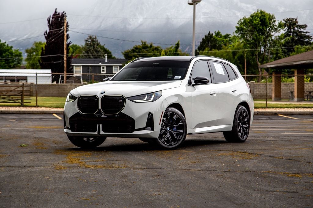 2025 BMW X3 M50 XDRIVE's photo