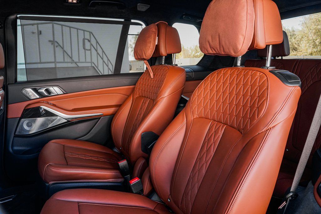 2025 BMW X7 M60i - Photo 21