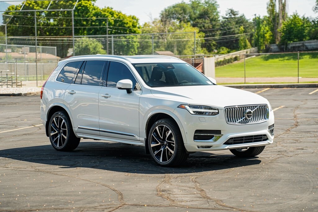 2024 Volvo XC90 Ultimate photo 3