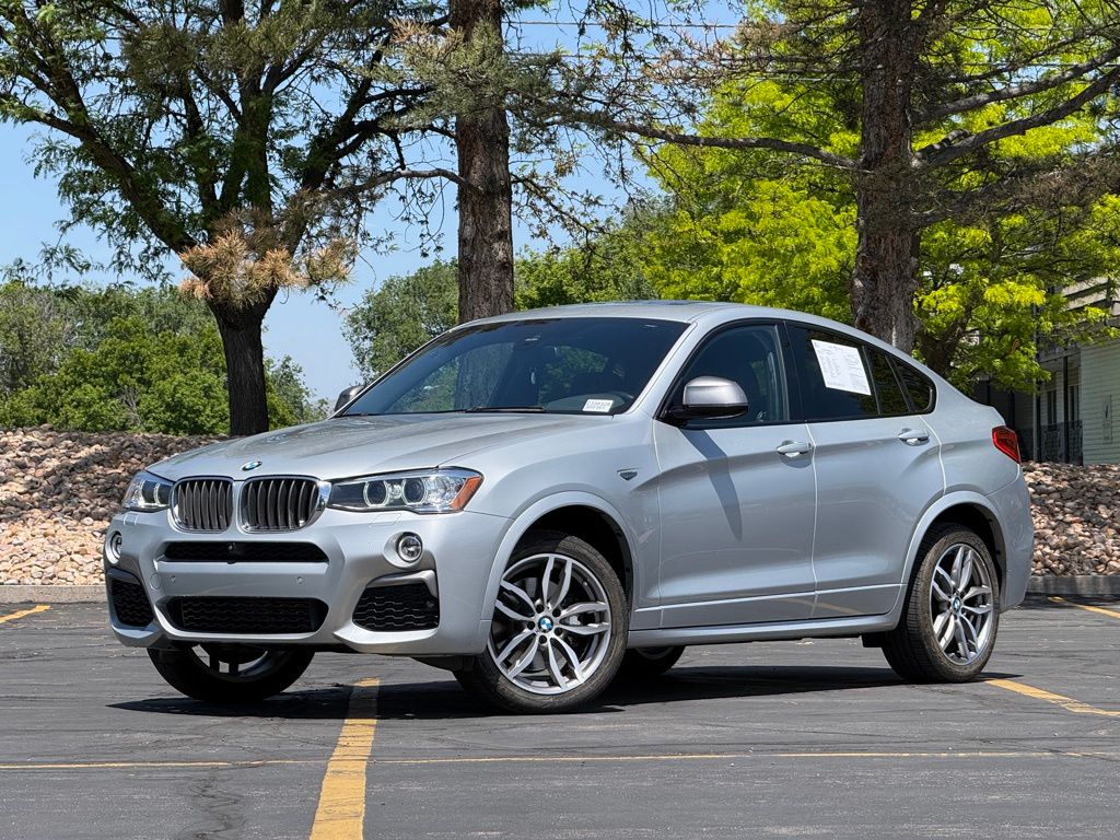 2017 BMW X4 M40i's photo