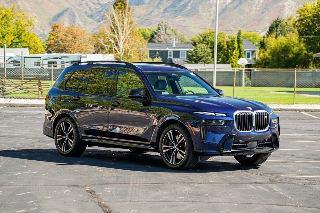 2023 Bmw X7 M60i photo 2