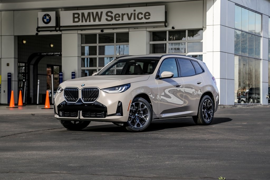 2026 BMW X3 30's photo