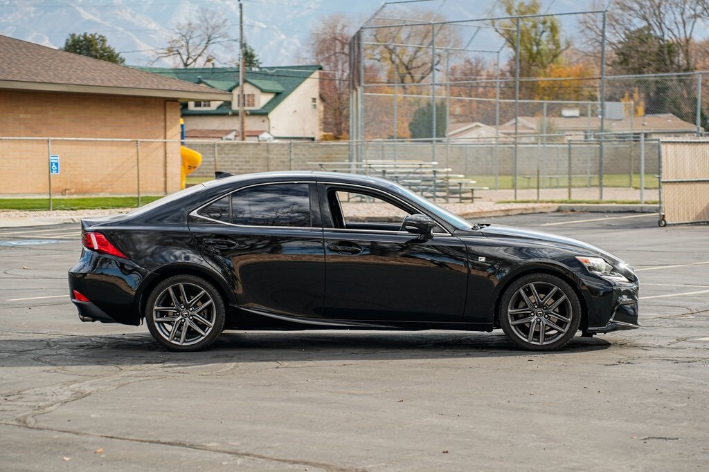 2014 Lexus IS 250 photo 4