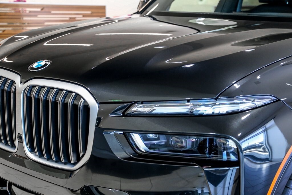 2025 Bmw X7 ALPINA XB7 photo 4