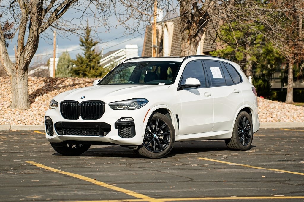 2021 BMW X5 40i's photo