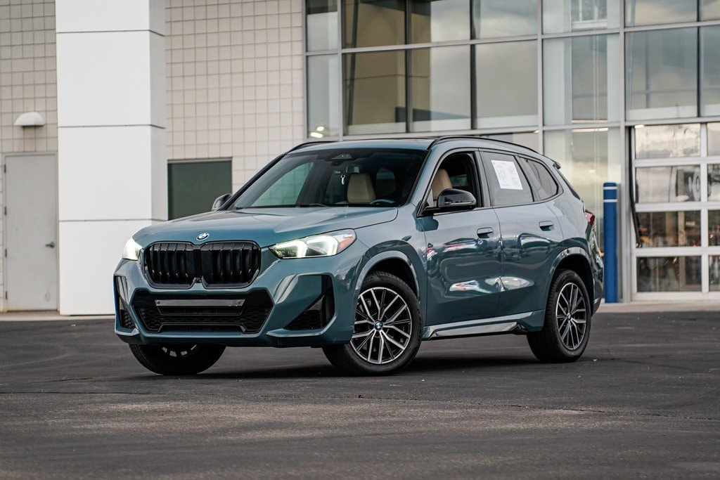 2023 BMW X1 28i's photo