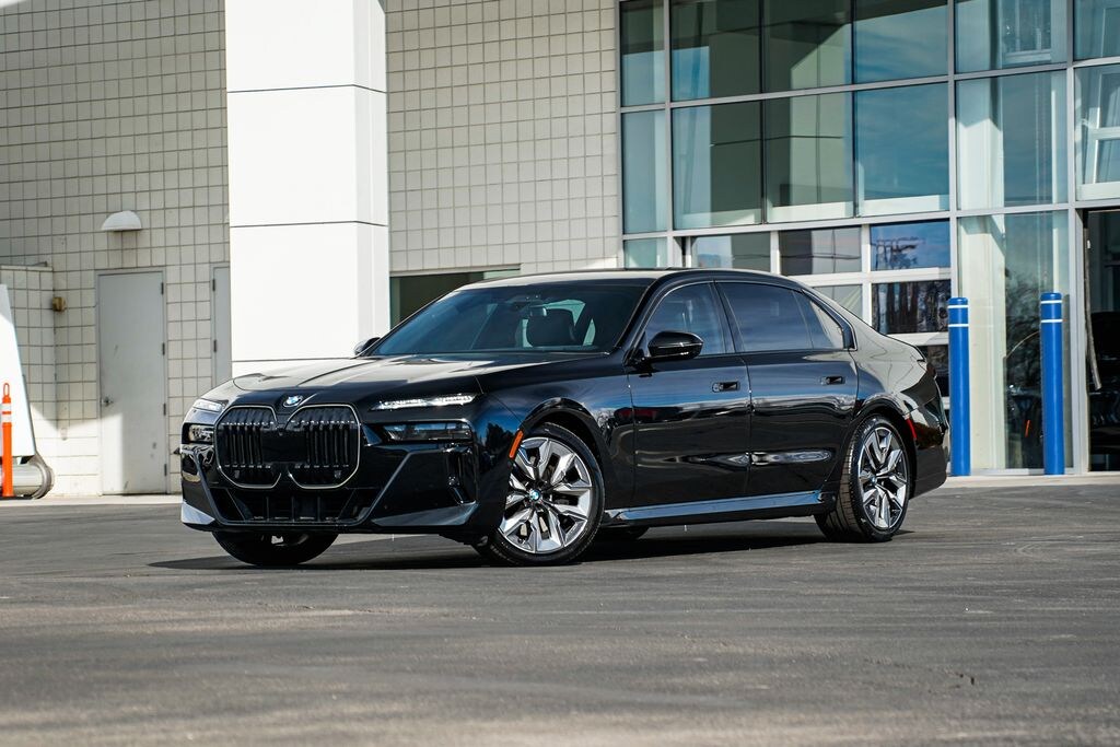 Used 2024 BMW 760i xDrive Sedan