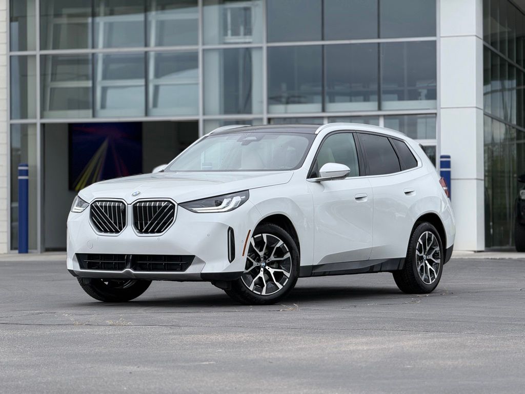 2025 BMW X3 30 XDRIVE's photo