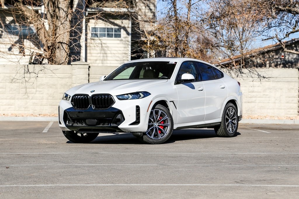 2026 BMW X6 40i's photo