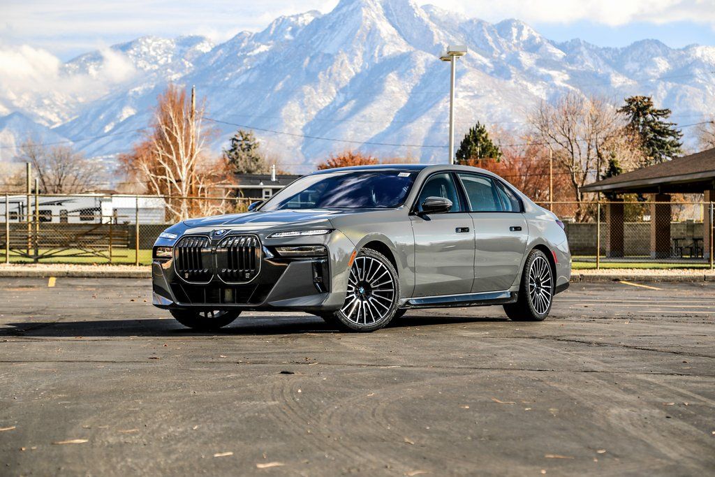 2025 BMW 7 Series 760i xDrive Sedan's photo