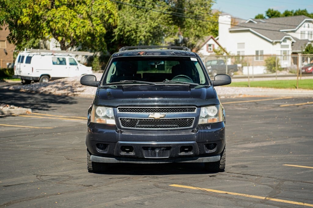 2007 Chevrolet Tahoe LS photo 2