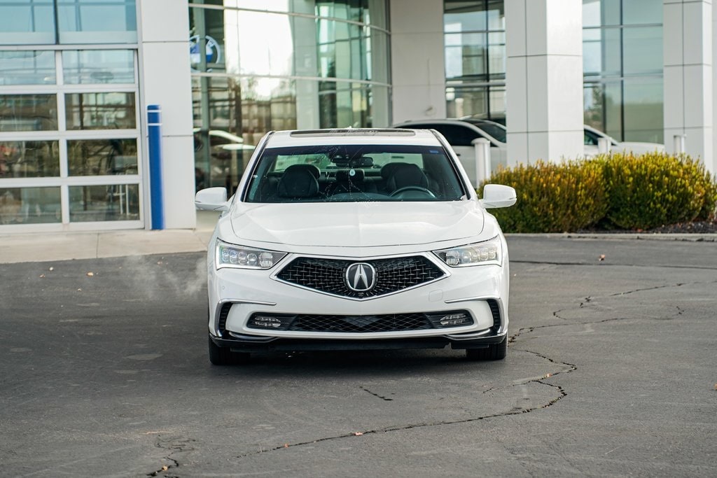 2018 Acura RLX Sport Hybrid Advance photo 2
