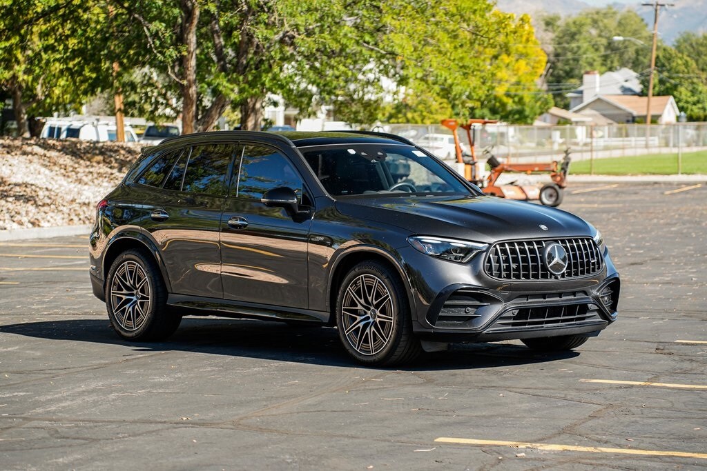 2024 Mercedes Benz GLC AMG 43 4MATIC photo 3