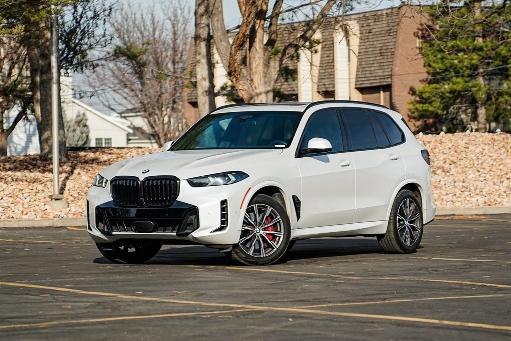 2024 BMW X5 40i's photo