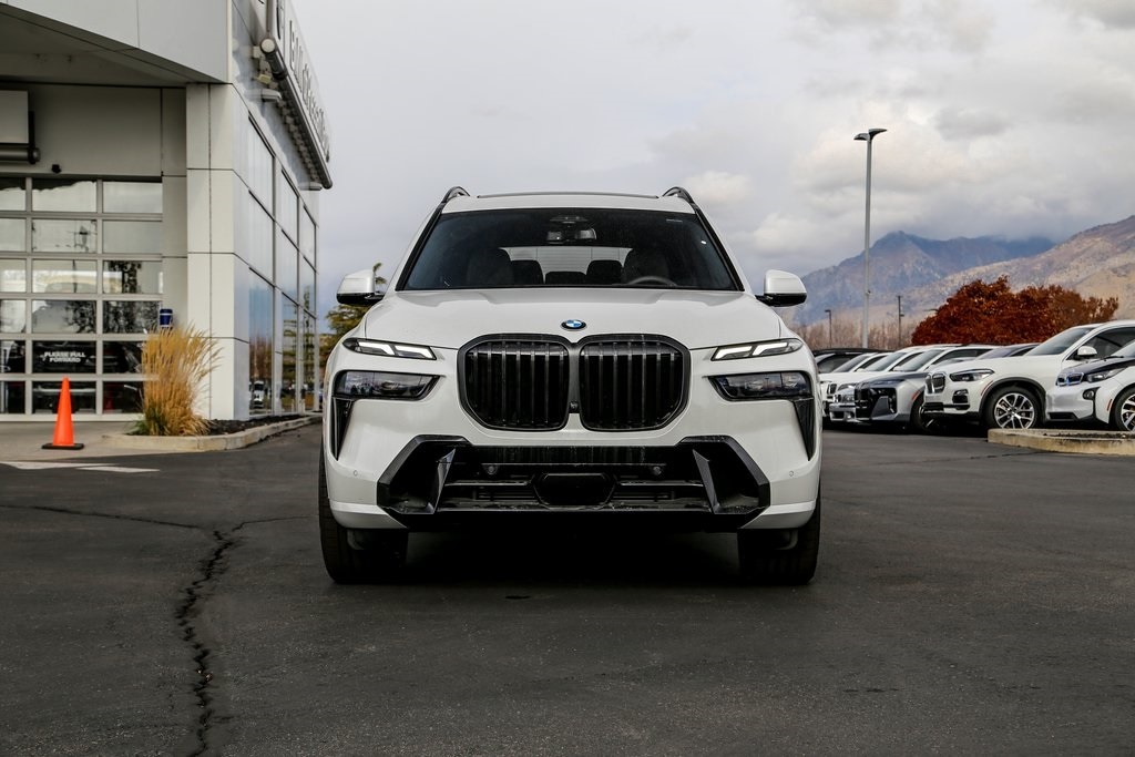 2026 BMW X7 40i - Photo 8