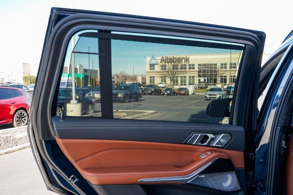 2025 BMW X7 M60i - Photo 19